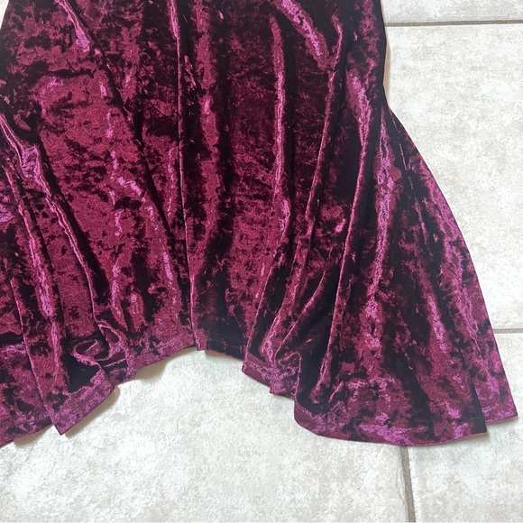 NWOT Doe & Rae Burgundy Flowy Cami Tunic Tank Top - Picture 8 of 11